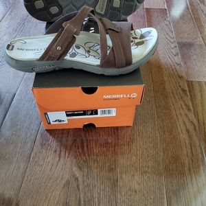 Merrill brown leather sandals 10M New in Box. Sway Leather